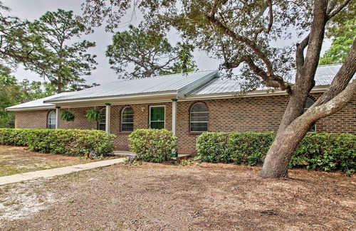 Ono Island House | Pensacola Home w/ Furnished Patio ~ 1 Mi to Bay!