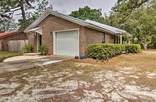 Ono Island House | Pensacola Home w/ Furnished Patio ~ 1 Mi to Bay!