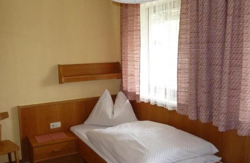 Sankt Martin am Tennengebirge House | Pension Edelweiss