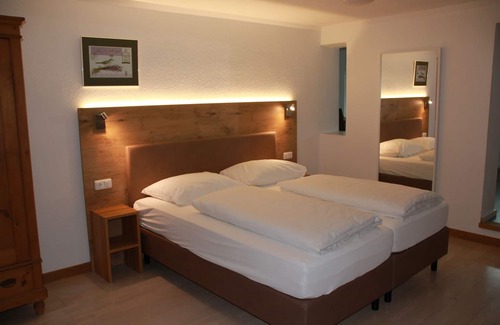 Großholzhausen House | Pension Kellerer