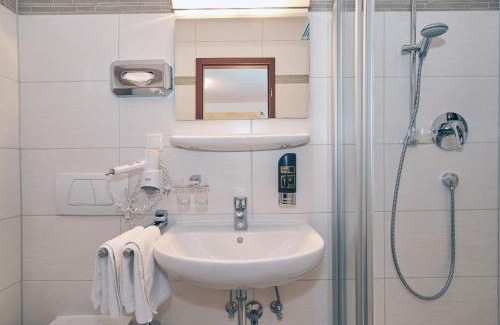 Oberschonau House | Pension Kohlhiasl