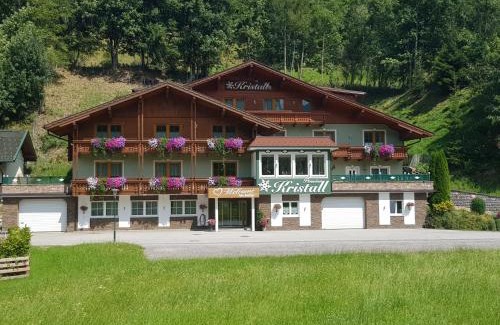 Pichl-Preunegg House | Pension Kristall