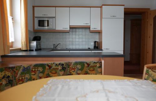 Schoenberg im Stubaital House | Pension Sonnenheim