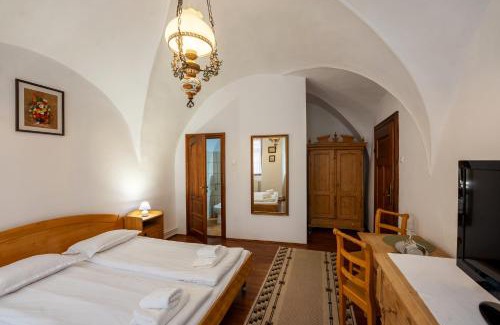Sighisoara Hotel | Pensiunea Bastion - La Strada -