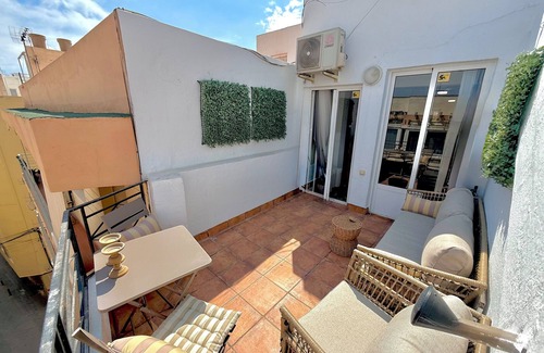 Almeria Centro Apartment | PENTHOUSE 4/6-Center-Historic Center-Terrace-Air Conditioned-Wifi