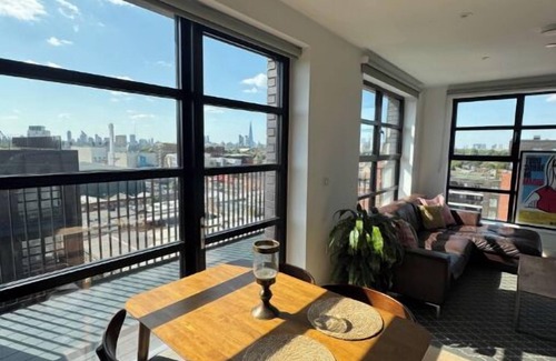 Livesey Condo | Penthouse 5min from London Bridge Full Panoramic Views
