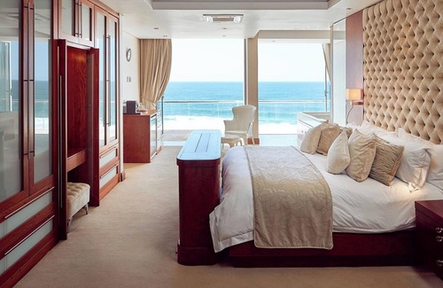 Ballito Hotel | Penthouse 712 at La Montagne by First Private Stays
