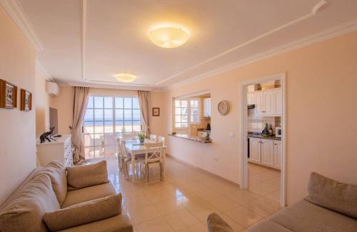 Santiago del Teide Apartment | Penthouse Apt With Jacuzzi By Dream Homes Tenerife