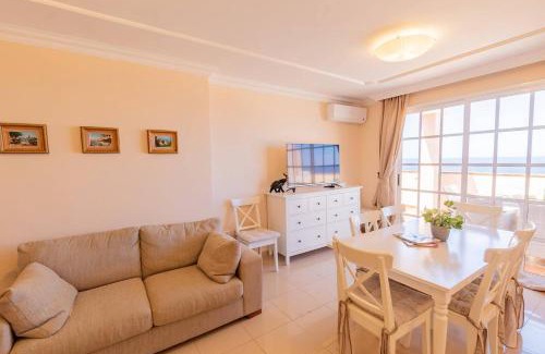 Santiago del Teide Apartment | Penthouse Apt With Jacuzzi By Dream Homes Tenerife