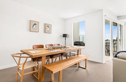 San Remo House | Penthouse Bridgeview San Remo