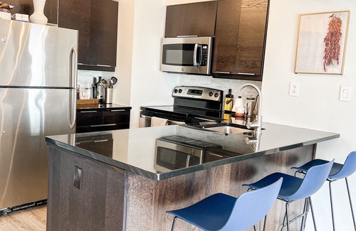 Church and Wellesley Condo | Penthouse Condo with Office Space in Central Toronto