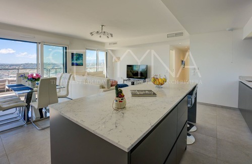 Saint Antoine Apartment | Penthouse Eleganza - 3 bedroom apartment VRBO