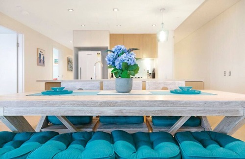 Darwin City Centre Condo | Penthouse Haven: Lux Balcony Dining ~ Sea View