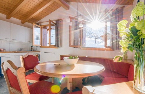 Wengen Apartment | Penthouse in Chalet Millennium - well located