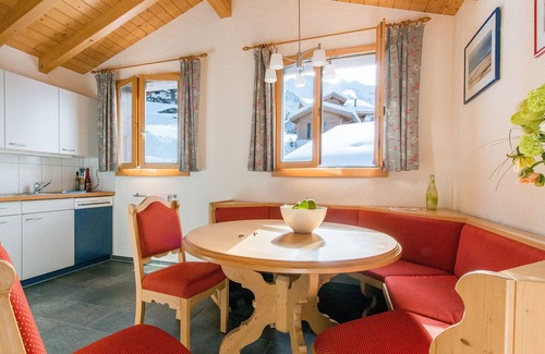 Wengen Apartment | Penthouse in Chalet Millennium - well located