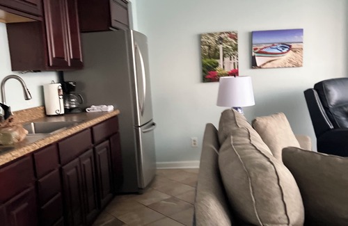 Shell Island Condo | Penthouse like views, Ocean Front Floor to Ceiling Windows