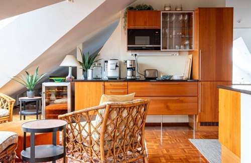 Kamppi Apartment | Penthouse Loft w/Jacuzzi & Sauna