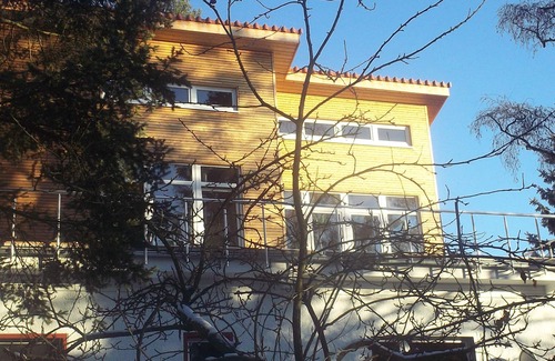 Steglitz-Zehlendorf Apartment | Penthouse Mexikoplatz