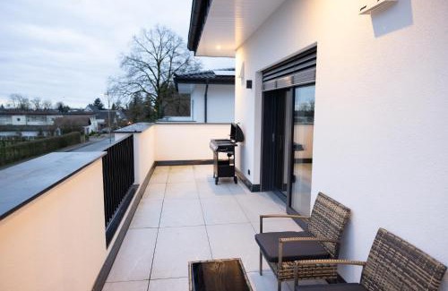 Bielefeld Apartment | Penthouse mit großer Terrasse Parkplatz und WLAN in exklusiver Lage am Hellweg