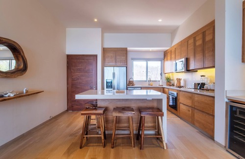 Santa Maria Huatulco Condo | Penthouse with Rooftop Terrace, Amenities & Ocean Views