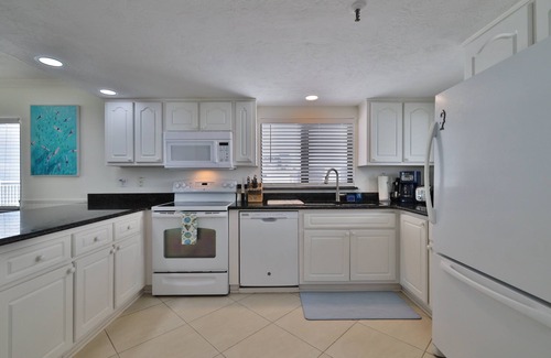 New Smyrna Beach Condo | Penthouse/NON drive zone on beach/Panoramic views of the Ocean