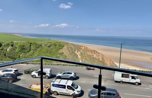 Saltburn-by-the-Sea Apartment | Penthouse North Sea Front