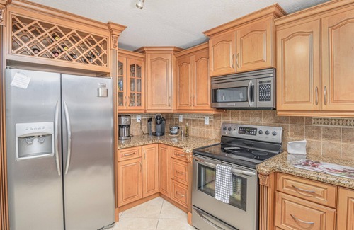 Hutchinson Island South Condo | Penthouse Oceanfront Condo with Stunning Views