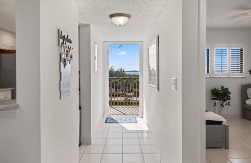 Hutchinson Island South Condo | Penthouse Oceanfront Condo with Private Beach!