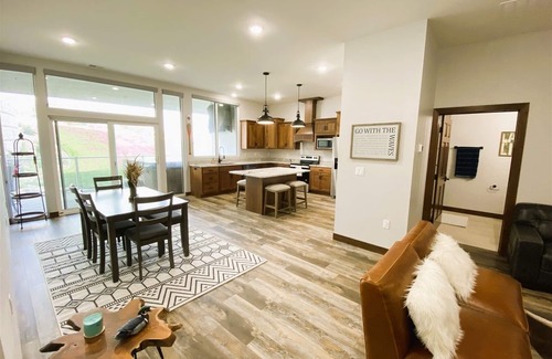 Watertown Condo | Penthouse on Kampeska in Watertown
