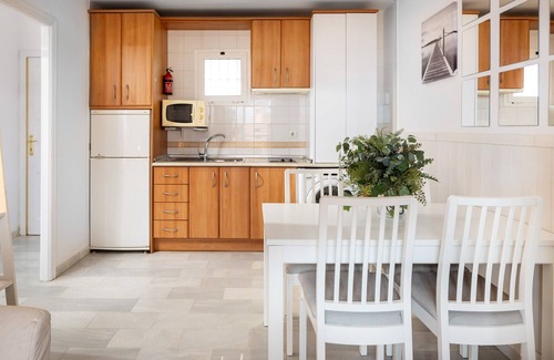 El Faro Apartment | Penthouse Sea Lookout by Alfresco Stays