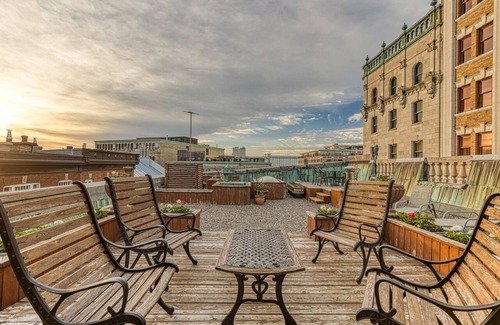 Old Quebec Apartment | Penthouse St-Raphael