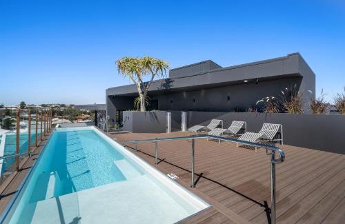 North Fremantle Apartment | Penthouse Stay With Ocean Views