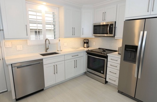 Bonita Springs Condo | Penthouse Studio with Gulf Views, completely remodeled and beautifully appointed