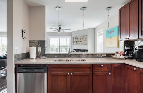 Mount Adams Apartment | Penthouse Style Condo with City View