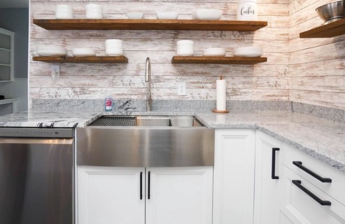 Sandusky House | Penthouse Suite* 5-mins to Cedar Point
