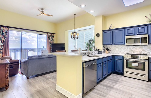 Florida Central Atlantic Coast House | PentHouse Suite with 2X View