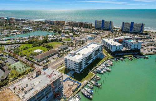 Madeira Beach Apartment | Penthouse Sweet