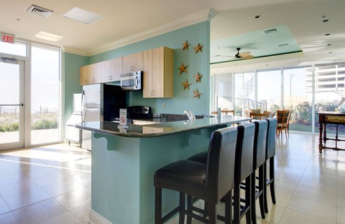 Ono Island Condo | Penthouse Unit Directly on the beach with unbelievable views. Managed by Owner.