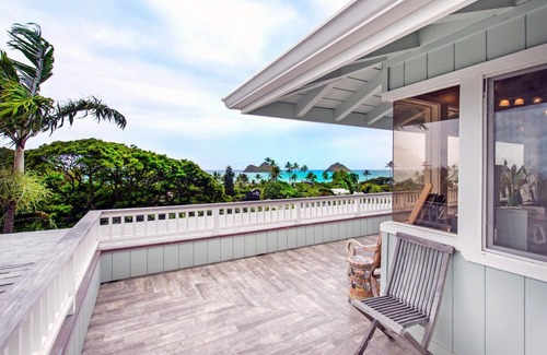 Lanikai House | Penthouse View in coveted Lanikai! 2 bed 1 bathroom.
