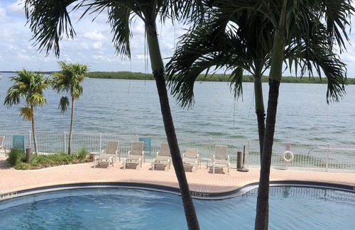Fort Myers Beach Condo | Penthouse views of Estero Bay, Lovers Key State Park steps away.
