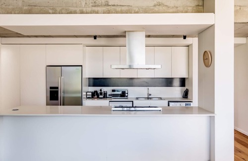 Bo'Kaap Apartment | Penthouse w/Table Mountain Views (Pride View)