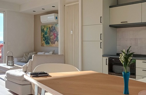 Antibes City Centre Apartment | Penthouse with extraordinary view: sea and mountains port Vauban Cap d'Antibes
