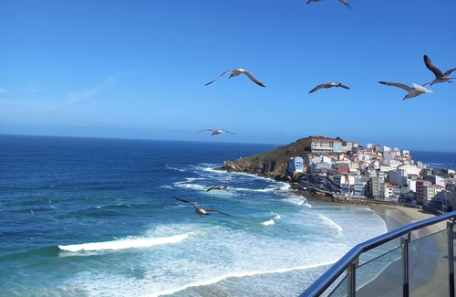 Malpica de Bergantinos Apartment | Penthouse with wonderful sea views