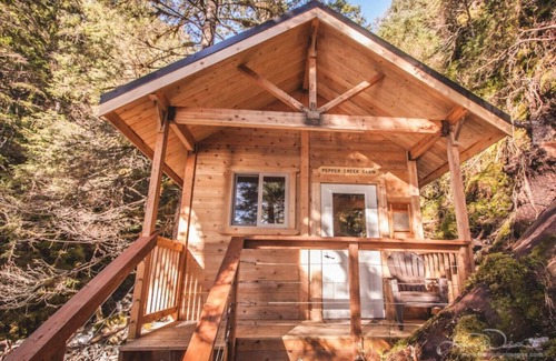 Seward Cabin | Pepper Creek Cabin at Granite Point