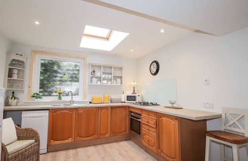Banff Cottage | PEPPERMILL COTTAGE, pet friendly, with a garden in Whitehills