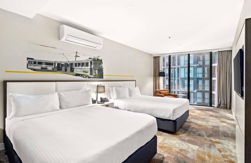 Docklands Hotel | Peppers Docklands Melbourne