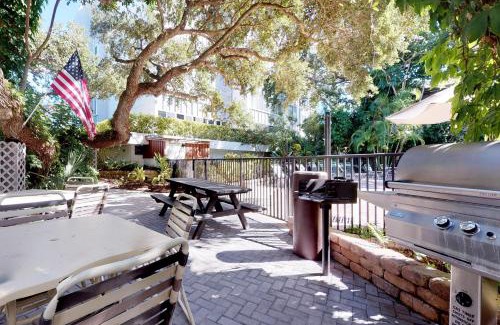 Siesta Key Apartment | Peppertree Perfection