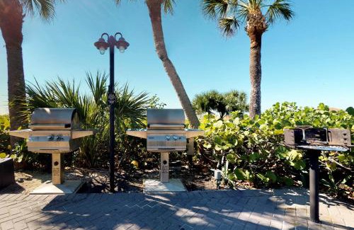 Siesta Key Apartment | Peppertree Perfection