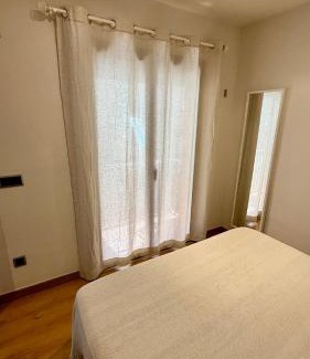 Sant Feliu de Guixols Apartment | Pequeño loft para dos