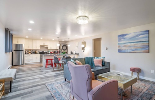 North Queen Anne Apartment | Perch - Queen Ann Flat: Spacious and Cozy 2BR home w/Parking